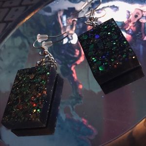 🌿✨earthlings✨🌿 dangle earring